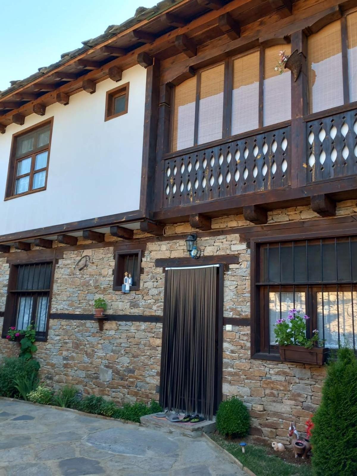 Тодорината Къща Hotel Leshten Buitenkant foto