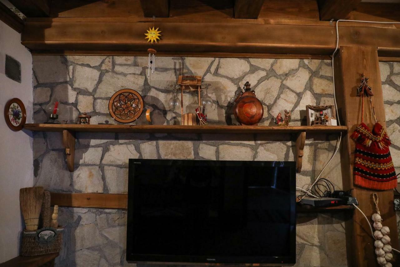 Тодорината Къща Hotel Leshten Buitenkant foto