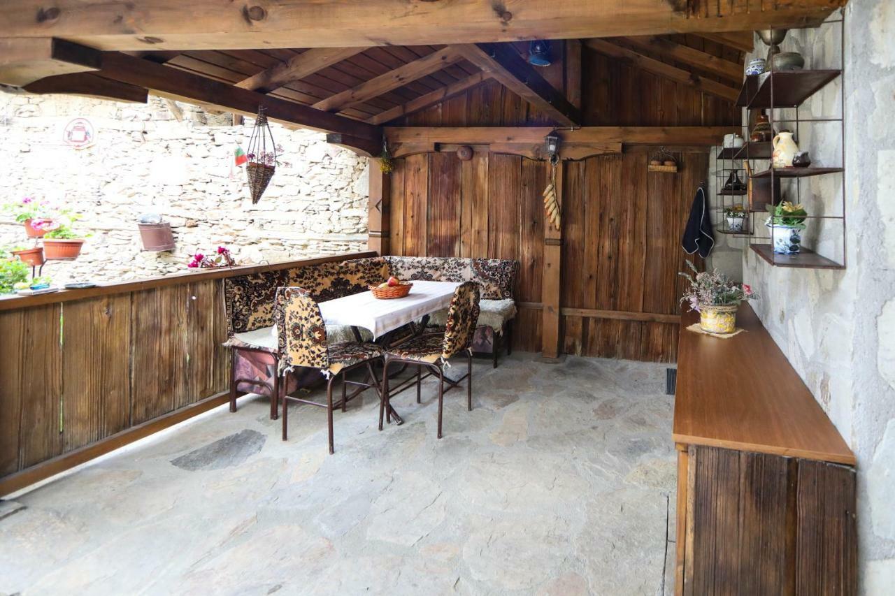 Тодорината Къща Hotel Leshten Buitenkant foto