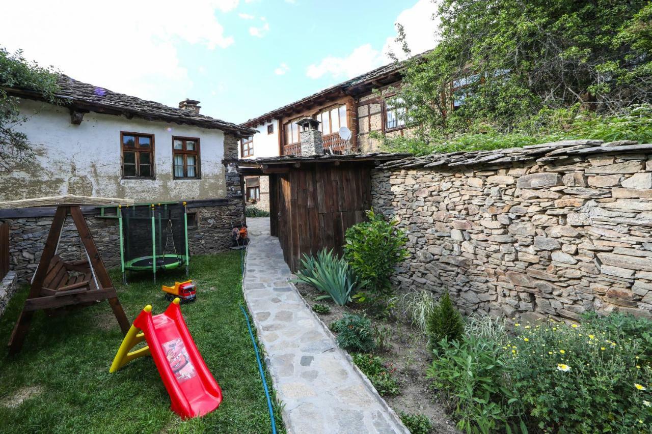 Тодорината Къща Hotel Leshten Buitenkant foto