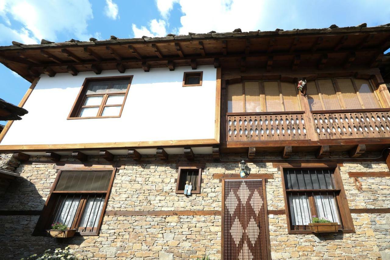 Тодорината Къща Hotel Leshten Buitenkant foto
