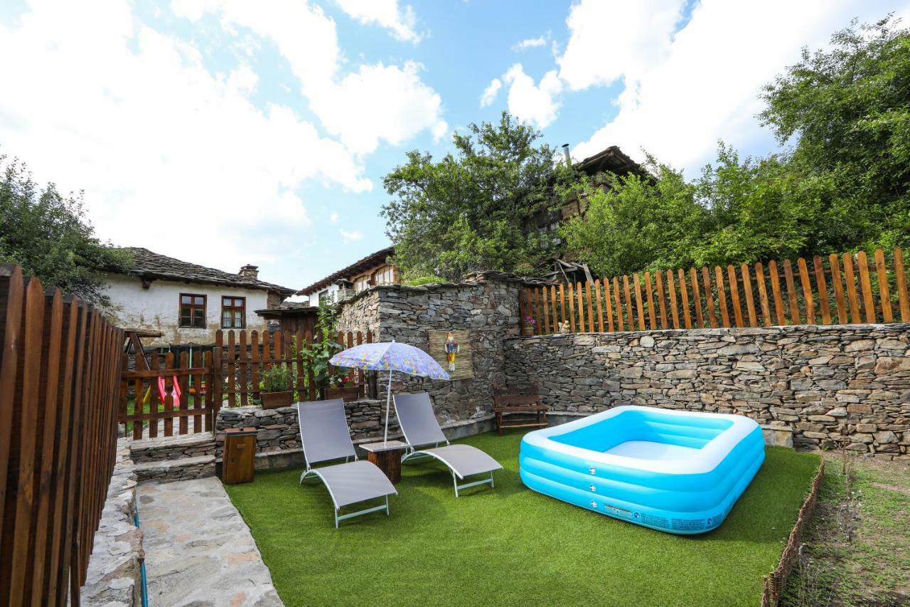 Тодорината Къща Hotel Leshten Buitenkant foto