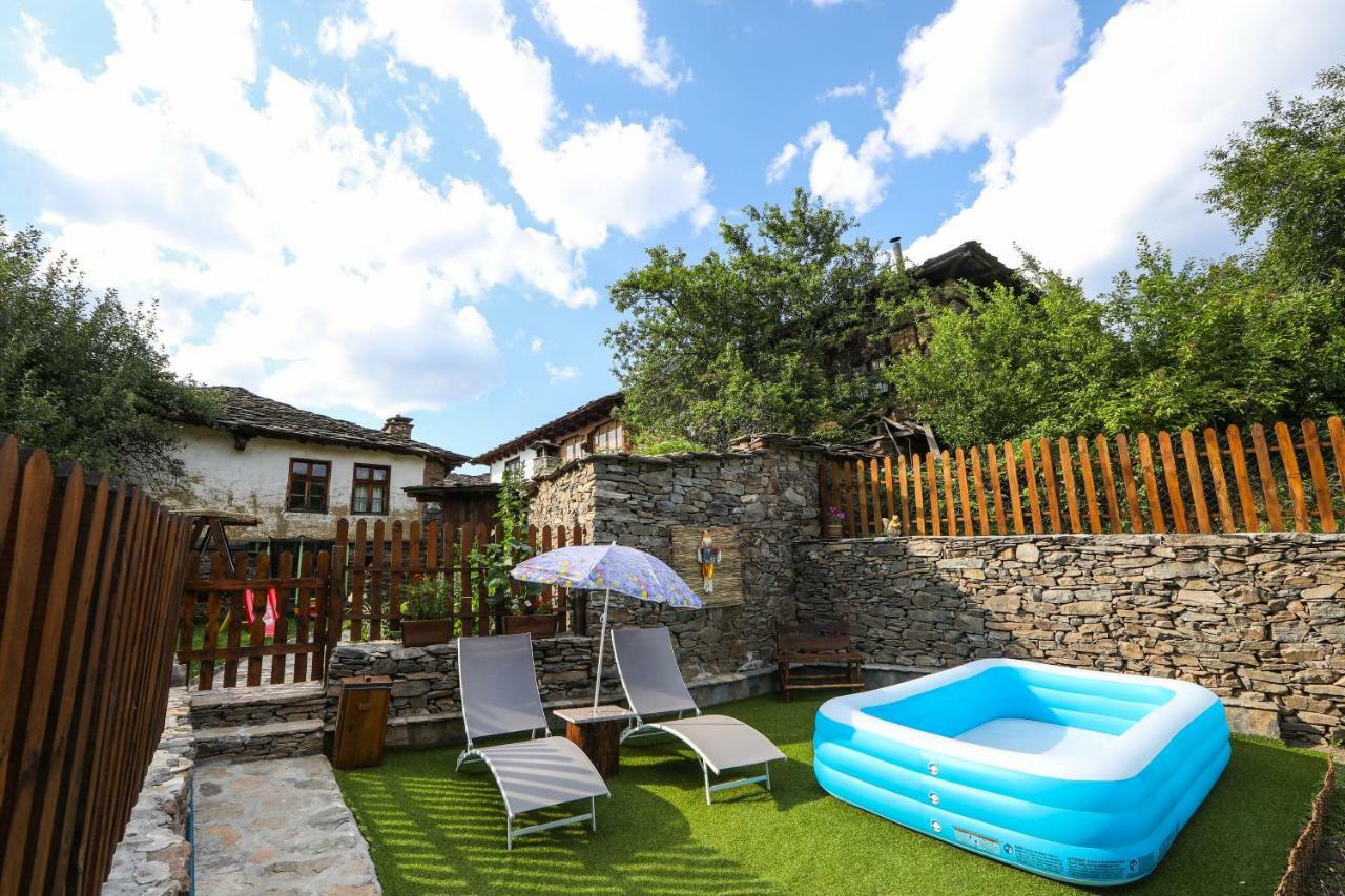 Тодорината Къща Hotel Leshten Buitenkant foto